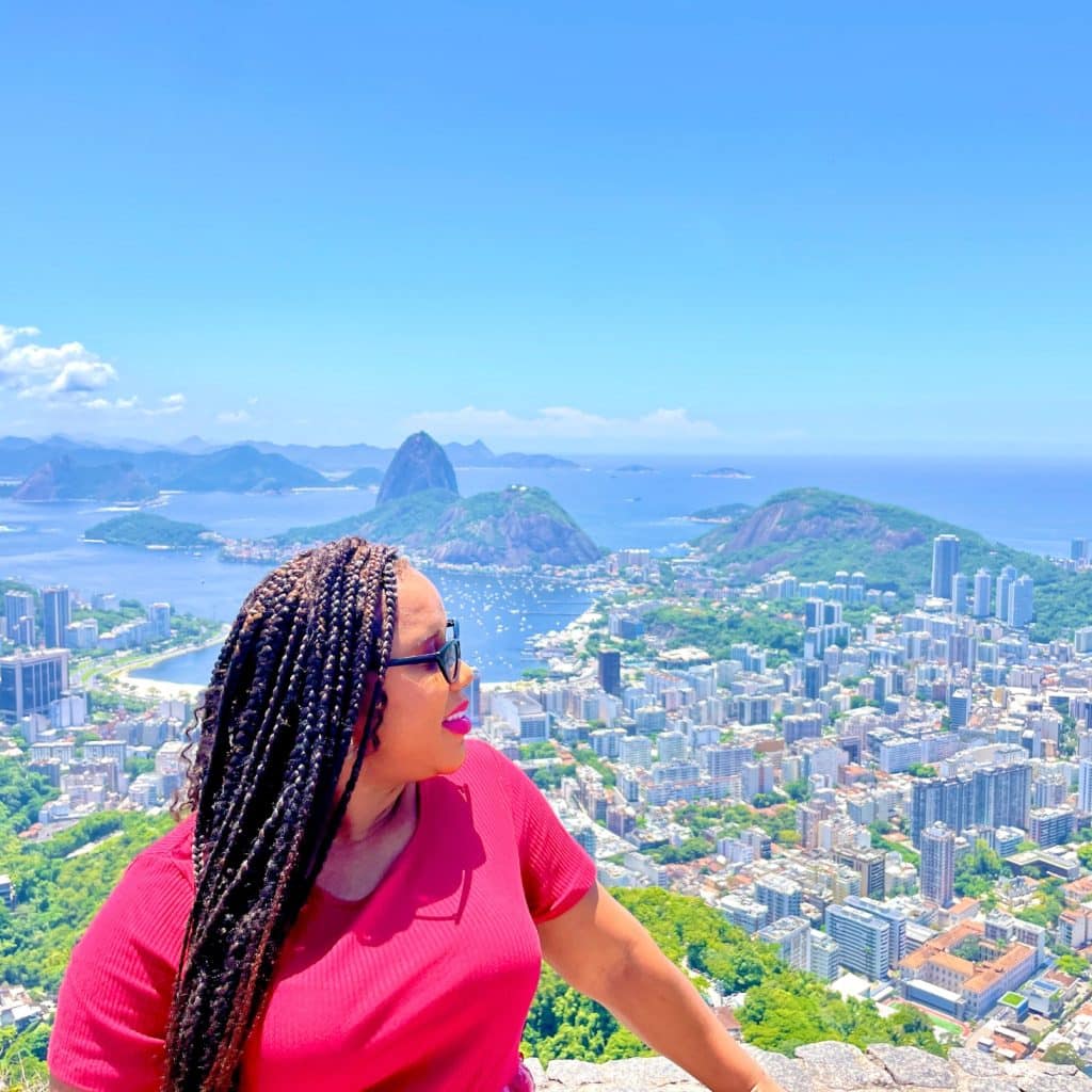 Me taking in the beautiful views of Río and Sugarloaf Mountain in the distance.