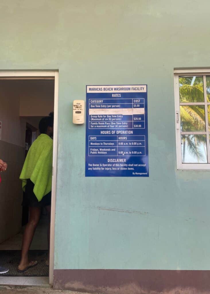 Photo of the restrooms at Maracas Beach.